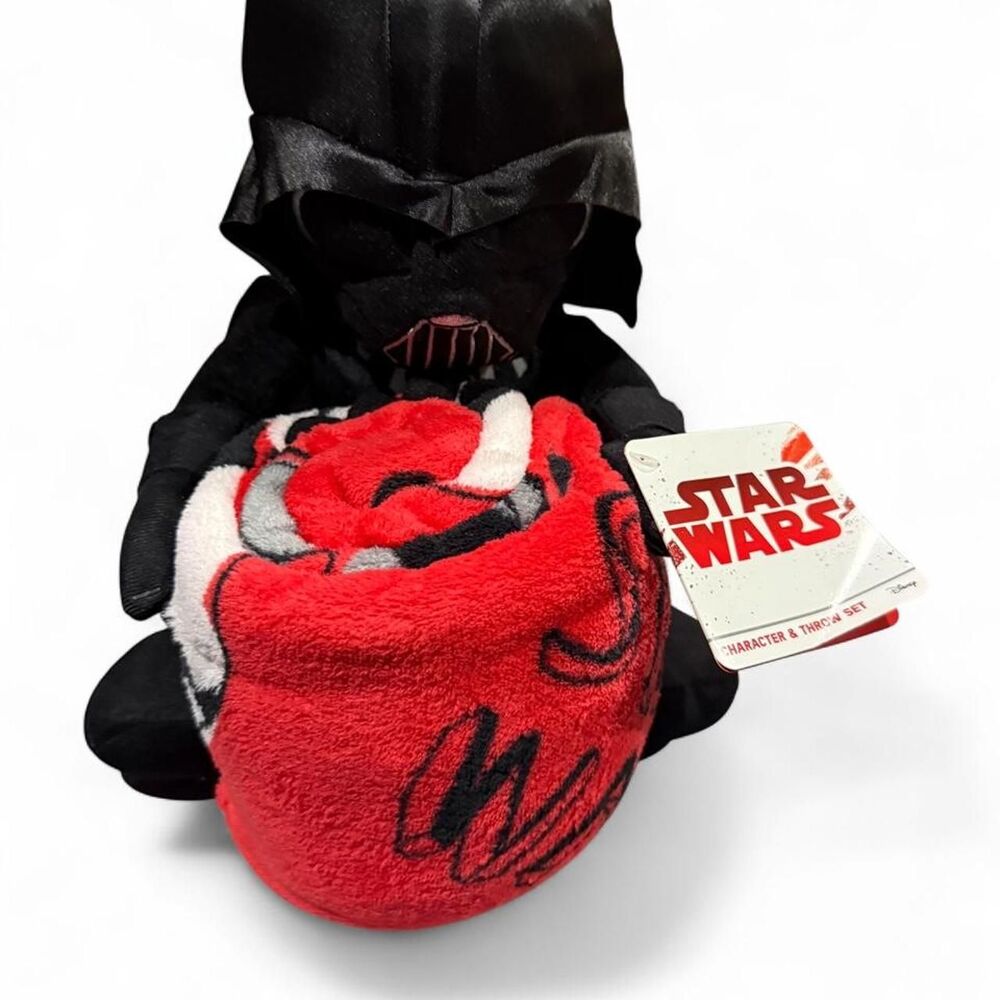 Star Wars Darth Vader Plush and Throw blanket